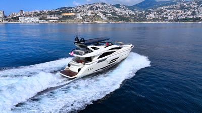 Yacht