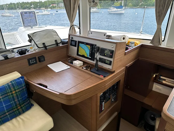 Vela Yacht Photos Pics 