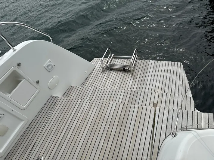 Vela Yacht Photos Pics 