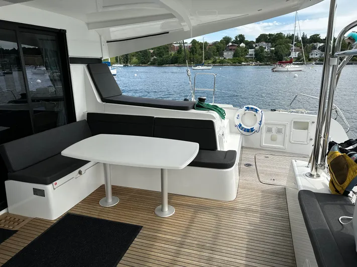 Vela Yacht Photos Pics 