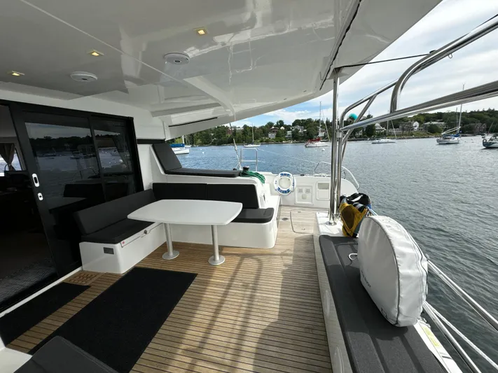 Vela Yacht Photos Pics 