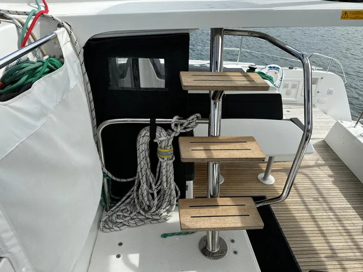 Vela Yacht Photos Pics 