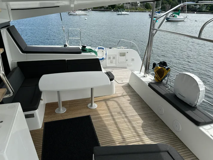 Vela Yacht Photos Pics 