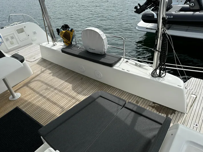 Vela Yacht Photos Pics 