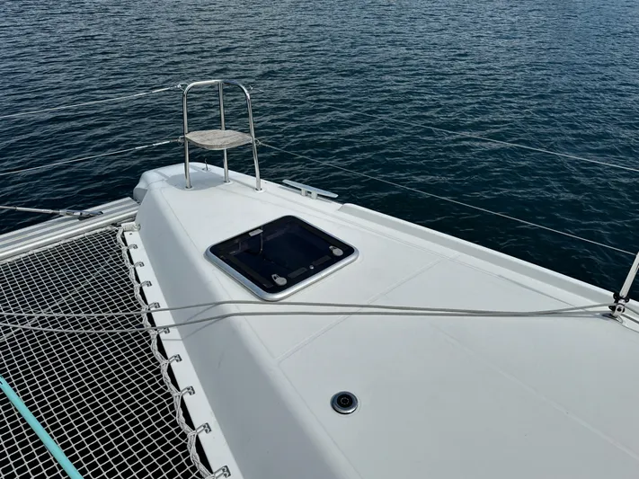 Vela Yacht Photos Pics 