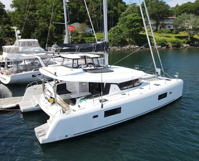 Vela Yacht Photos Pics 