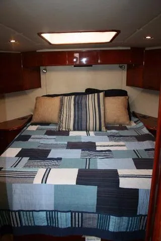 High Priority Yacht Photos Pics Forward Berth