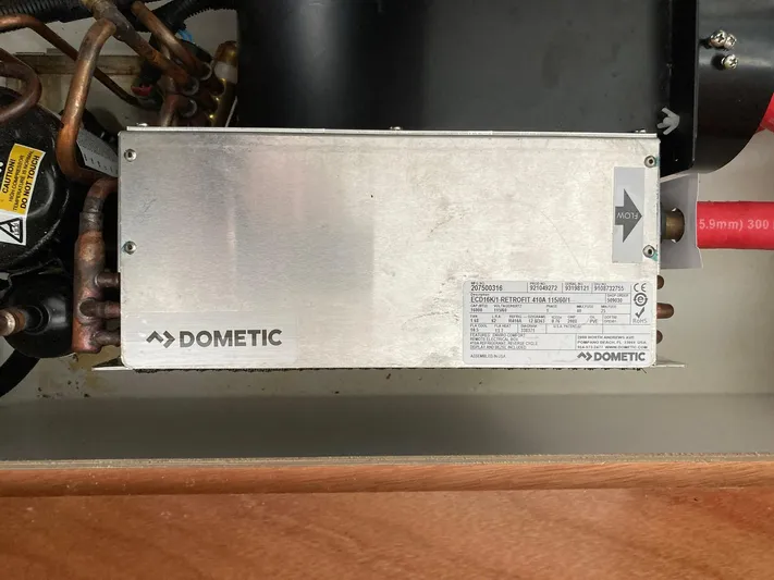 Vela Yacht Photos Pics Dometic unit in 2018 Lagoon 42 yacht, showcasing technical specifications.