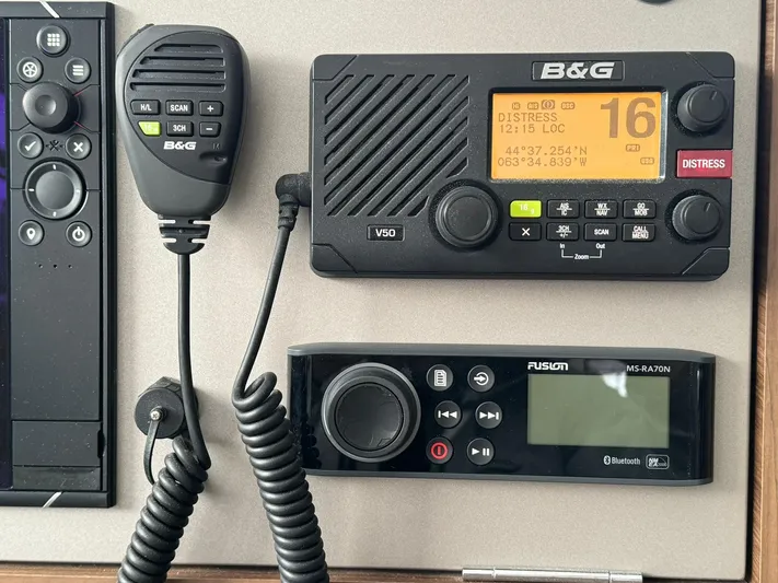 Vela Yacht Photos Pics 