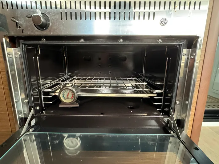 Vela Yacht Photos Pics 