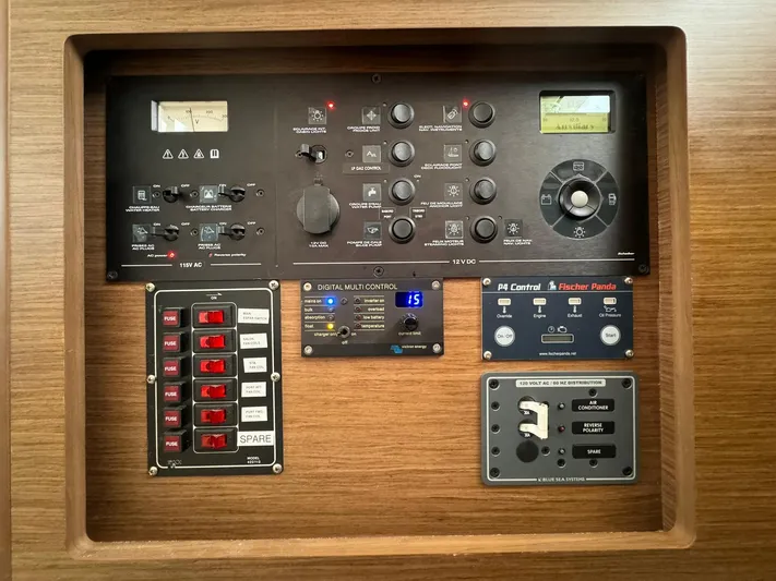 Vela Yacht Photos Pics 