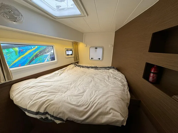 Vela Yacht Photos Pics 