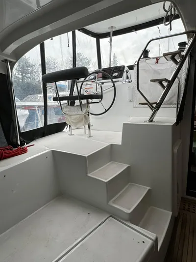 Vela Yacht Photos Pics 