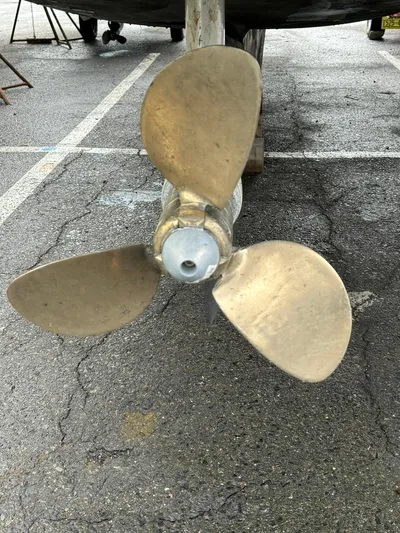 Vela Yacht Photos Pics 