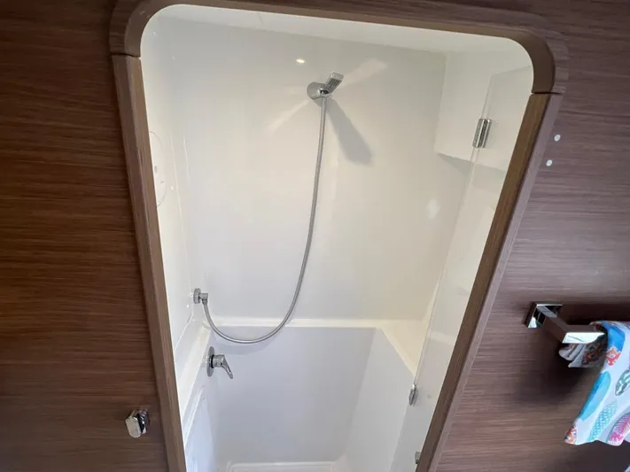 Vela Yacht Photos Pics 