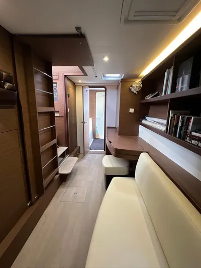 Vela Yacht Photos Pics 