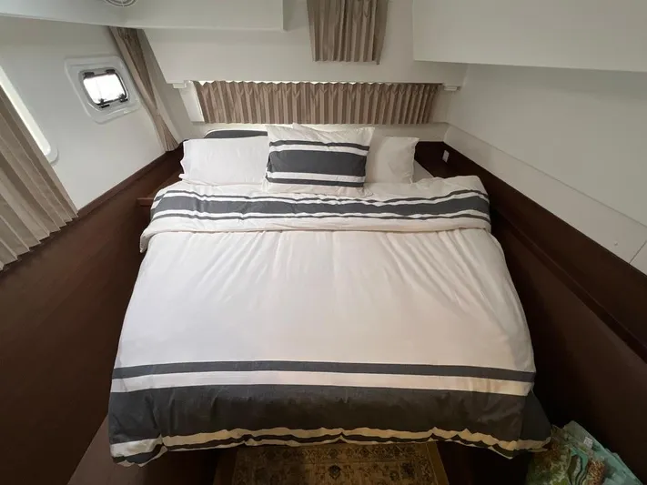 Vela Yacht Photos Pics 