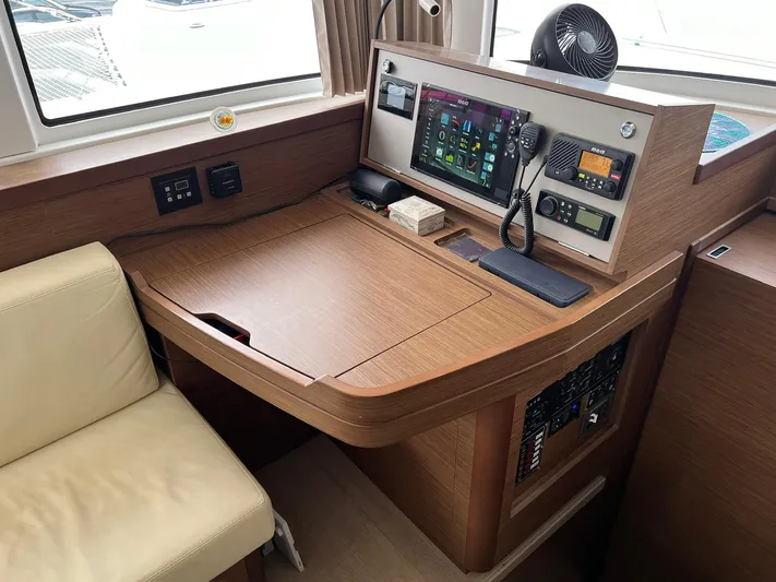 Vela Yacht Photos Pics 
