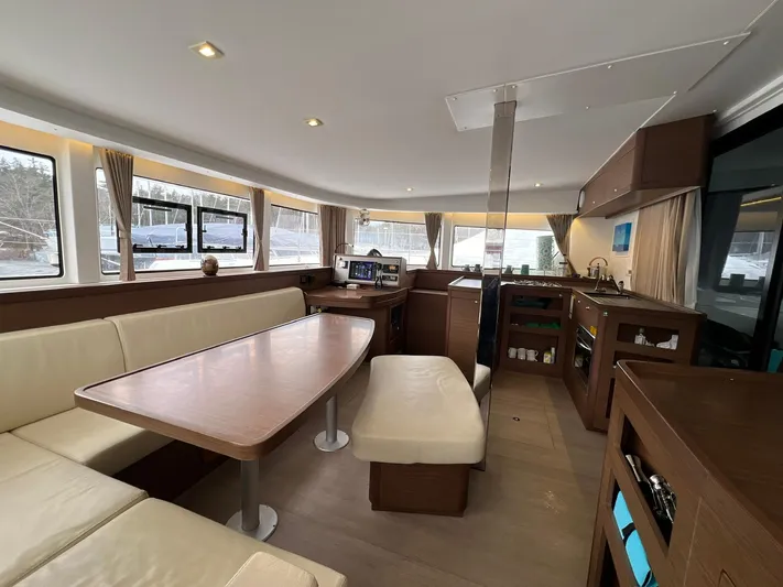 Vela Yacht Photos Pics 