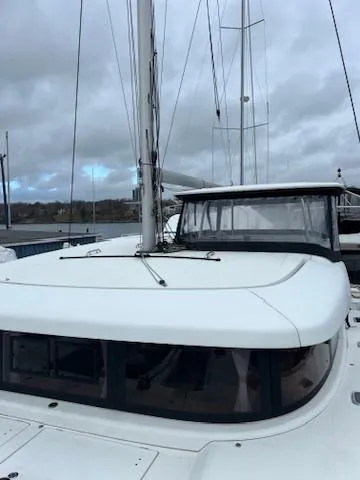 Vela Yacht Photos Pics 