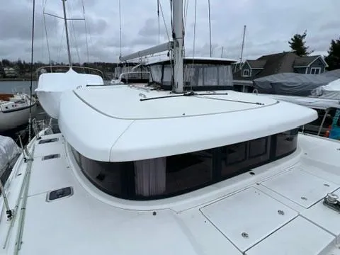 Vela Yacht Photos Pics 