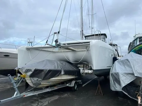 Vela Yacht Photos Pics 