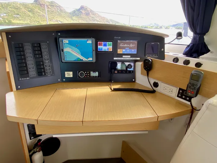 Unleashed Yacht Photos Pics 