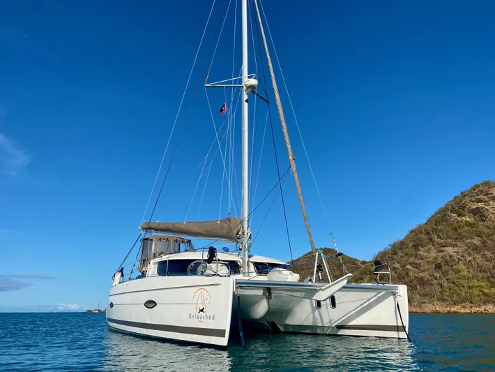 Unleashed Yacht Photos Pics 