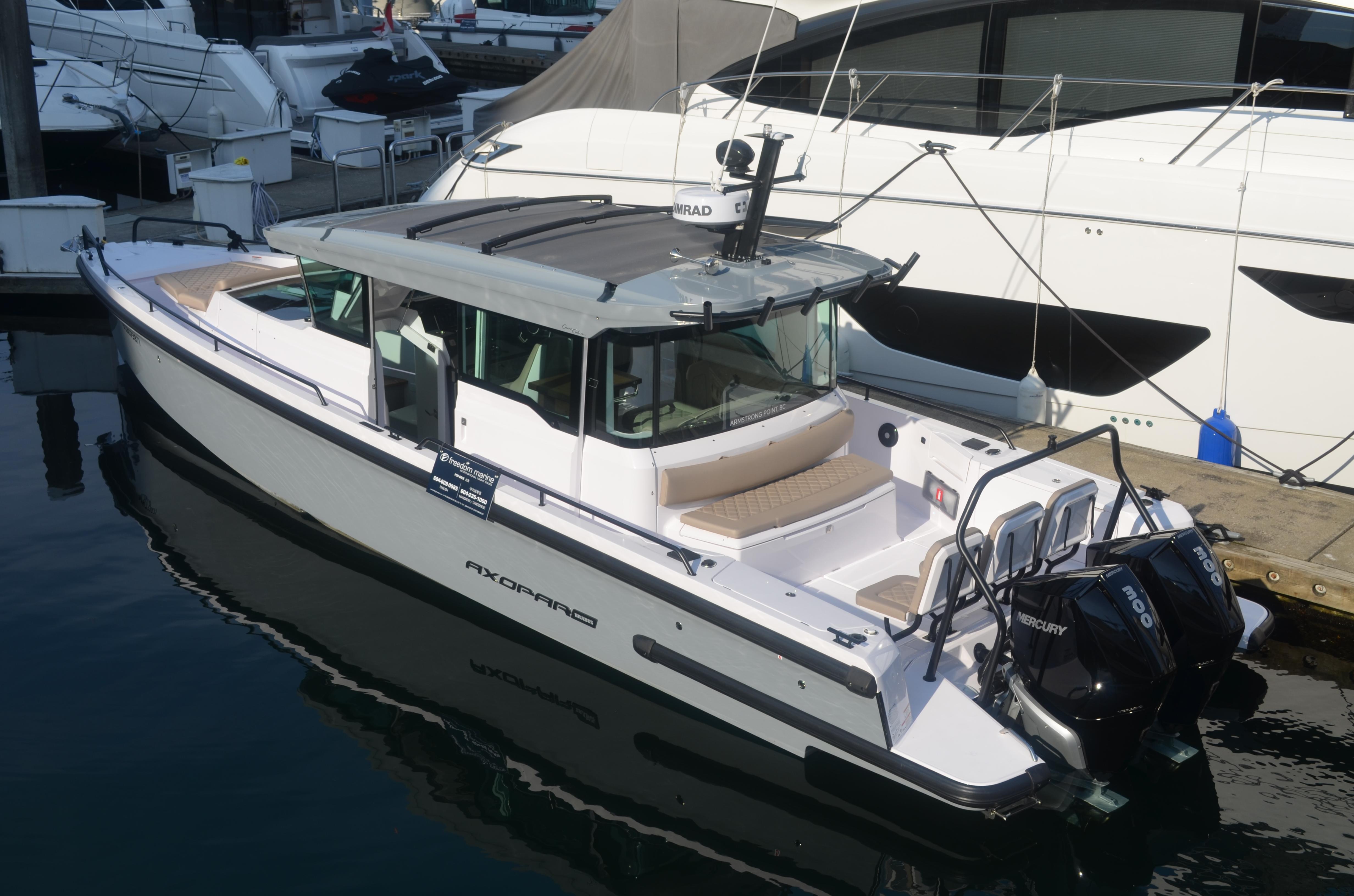 2022 Axopar 37 XC CROSS CABIN Sports Cruiser myytävät YachtWorld