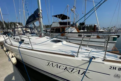 Dufour 40 Performance