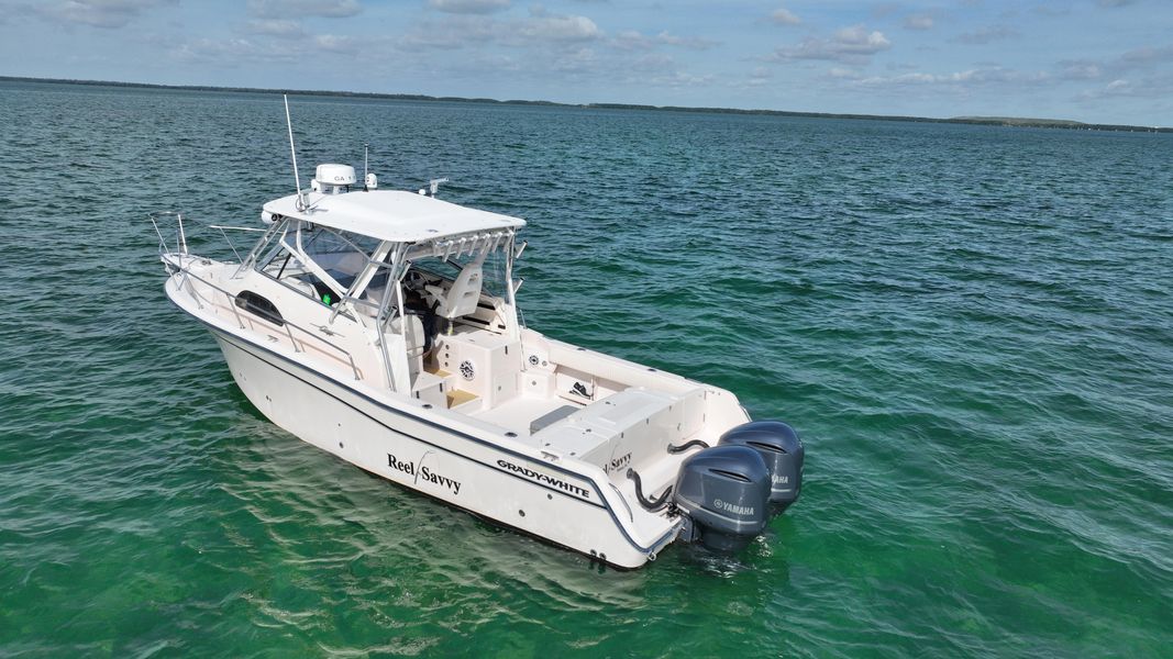 2005 Grady-White 300 Marlin