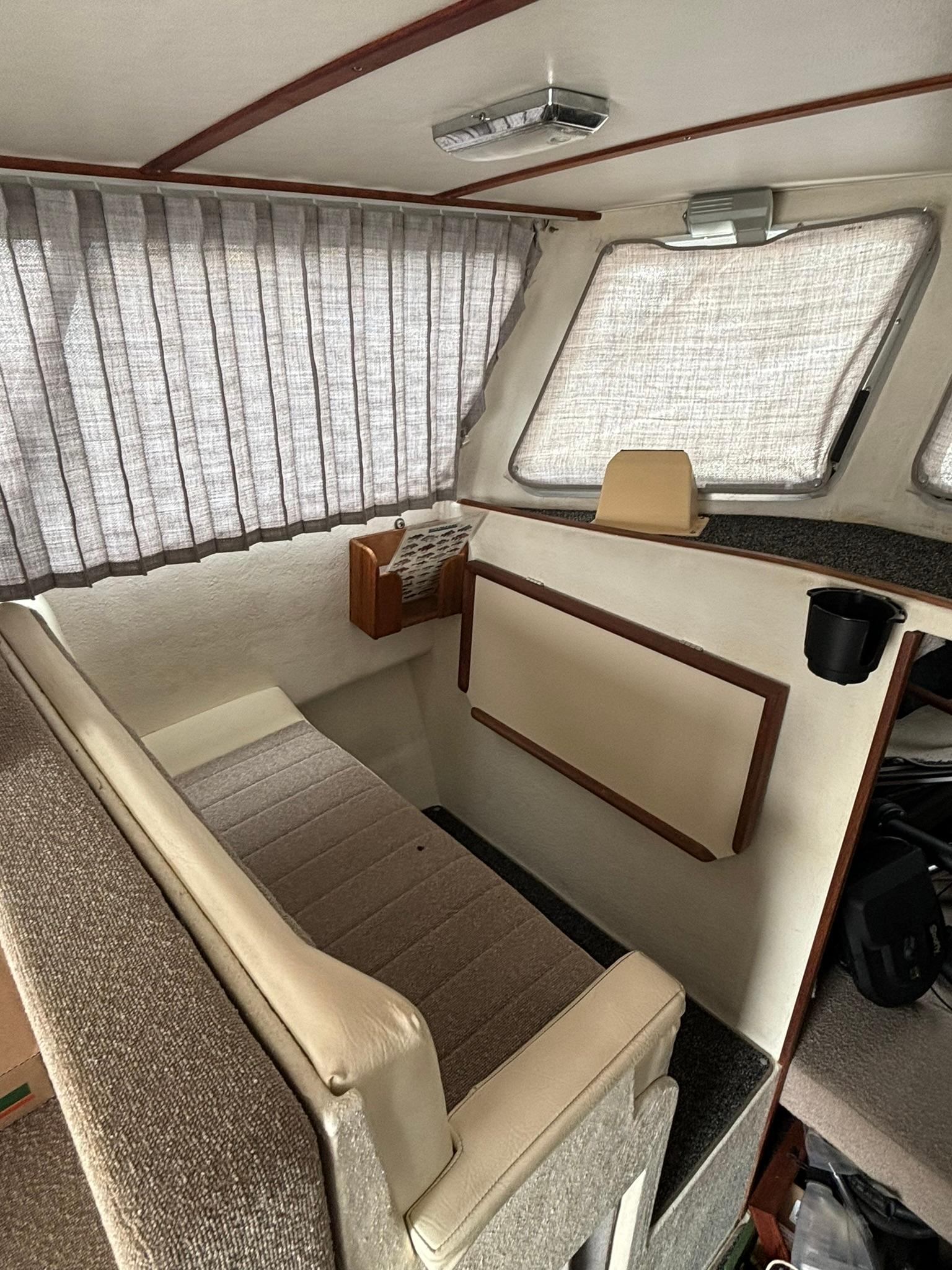 1998 SeaSport Navigator 2700 Saltwater Fishing for sale - YachtWorld