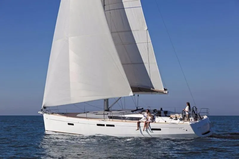 Hygge Yacht Photos Pics 