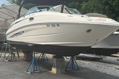 Sea Ray 260 Sundeck