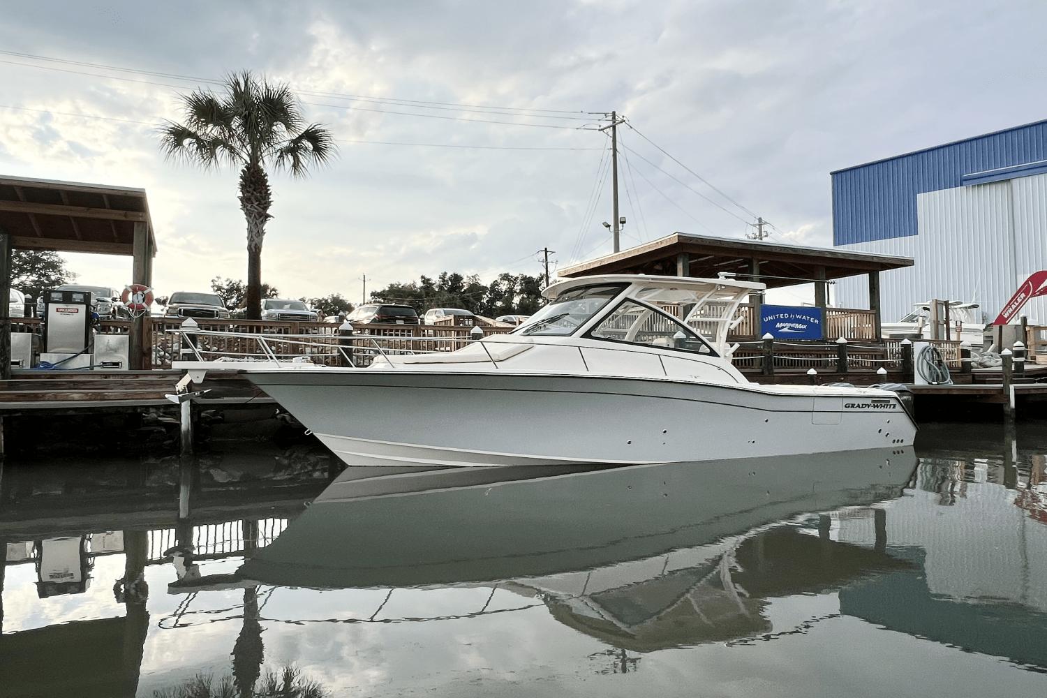 2024 GradyWhite Express 330 Cuddy Cabin for sale YachtWorld