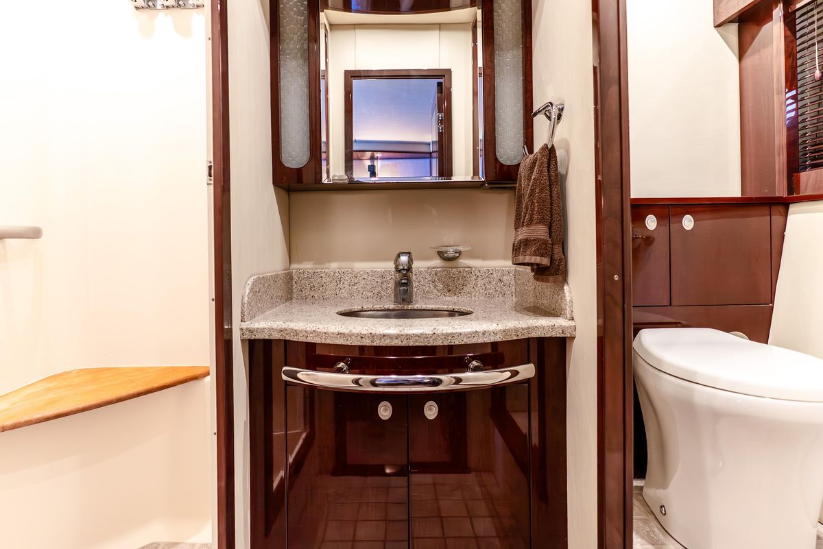 2008 Sea Ray 61 