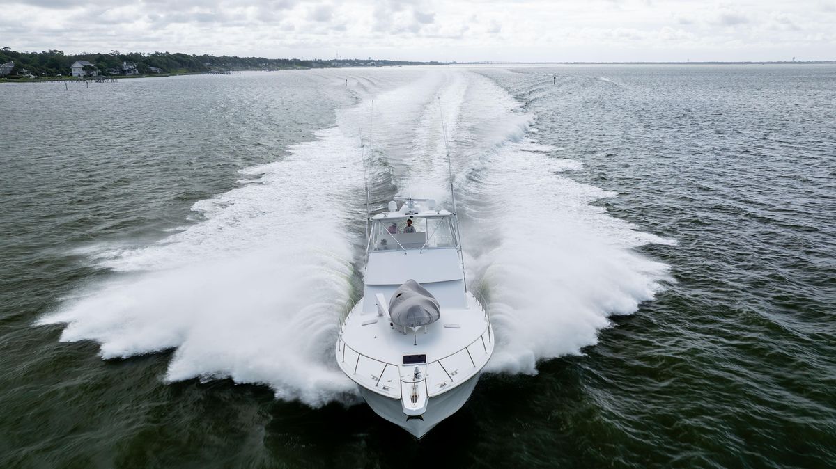 2003 Hatteras 60 