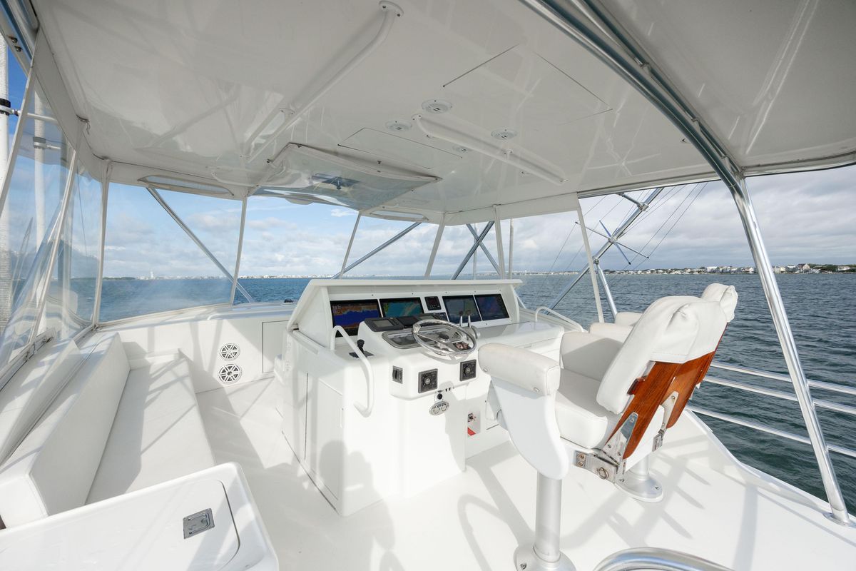 2003 Hatteras 60 