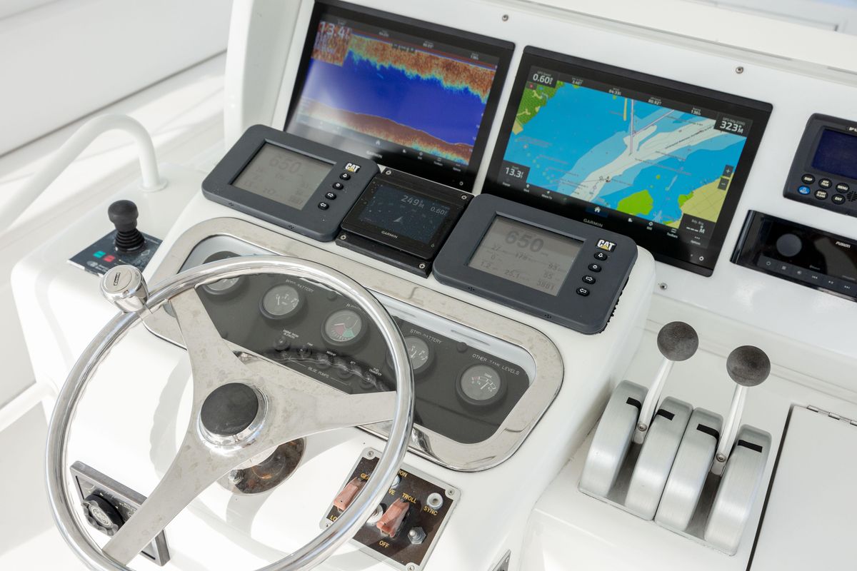 2003 Hatteras 60 