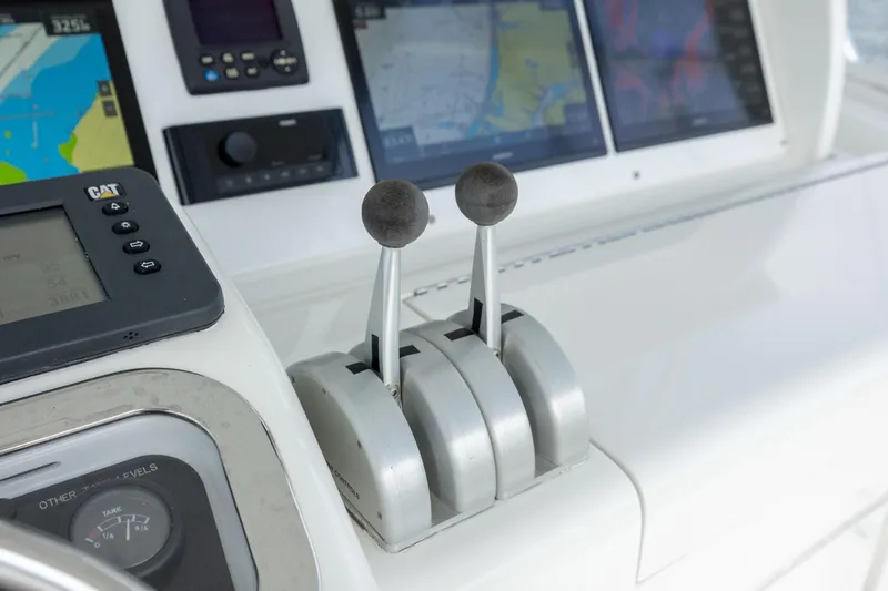 Wet Hooker Yacht Photos Pics 