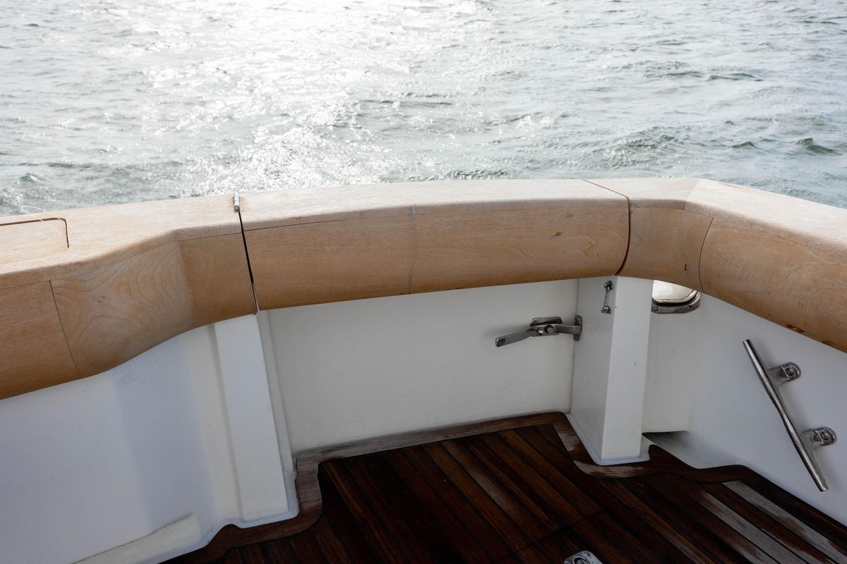 2003 Hatteras 60 