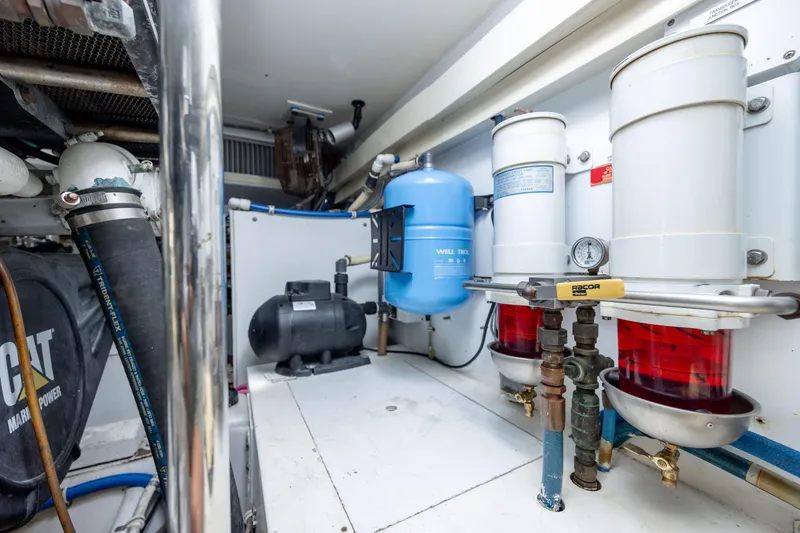 Wet Hooker Yacht Photos Pics 