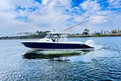 Pursuit S 358