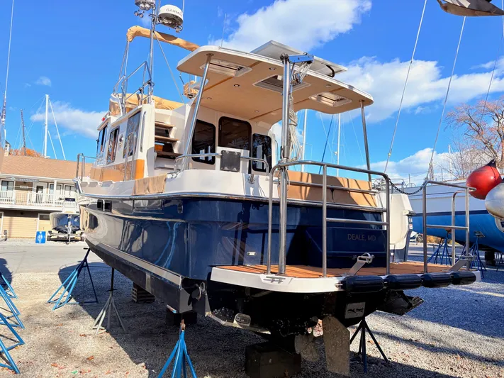 Jolly Ranger Yacht Photos Pics 