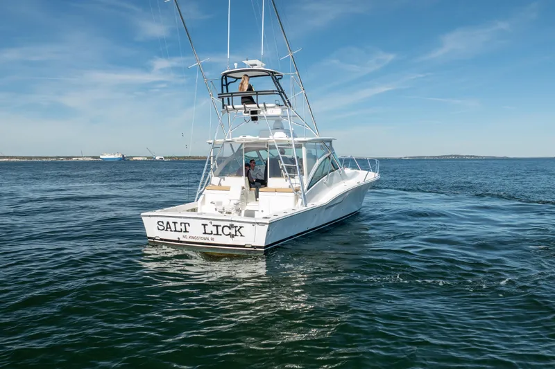 Salt Lick Yacht Photos Pics 2018 Albemarle 41 Express boat named "Salt Lick" on open water.