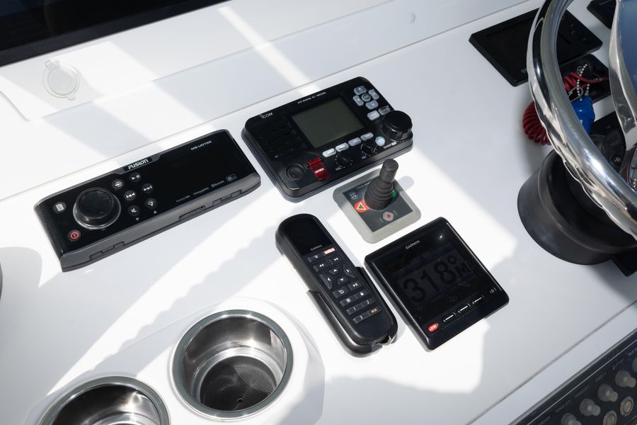 2018 Invincible 39 Open Fisherman
