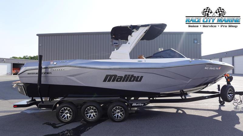 Malibu 26 LSV