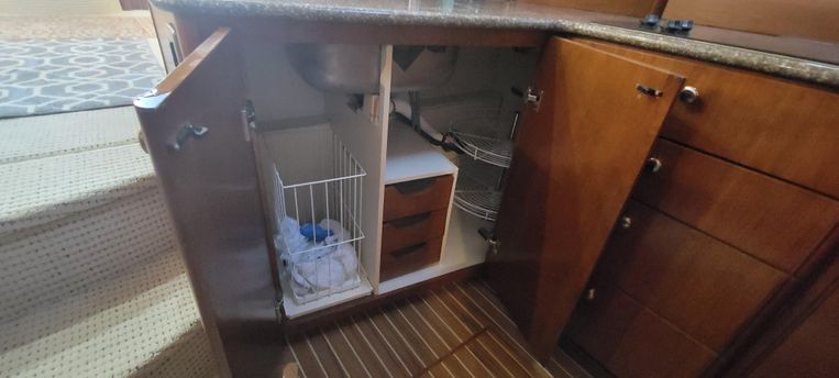 2005-42-meridian-408-motoryacht
