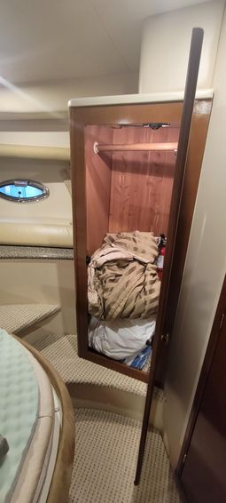2005-42-meridian-408-motoryacht