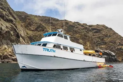 Custom Expedition Liveaboard
